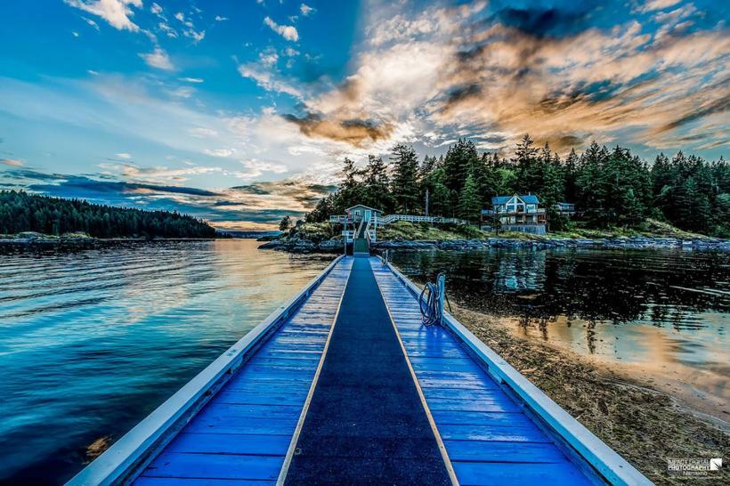 Gowlland Harbour Resort Heriot Bay Buitenkant foto
