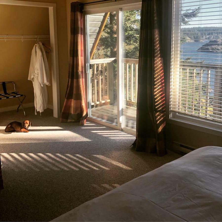 Gowlland Harbour Resort Heriot Bay Buitenkant foto