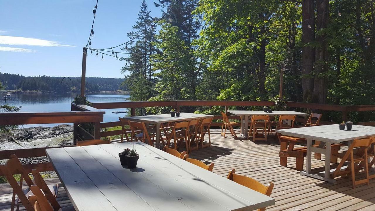 Gowlland Harbour Resort Heriot Bay Buitenkant foto